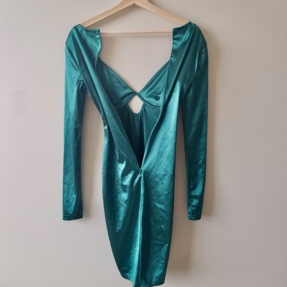 Fashion Nova Cut Out Long Sleeve Dress in Green XS - Picture 3 of 10